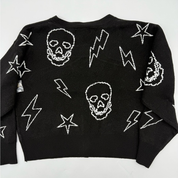 Black & White Skulls, Stars Button Front Cardigan Sweater - 💀BNWT💀 - Picture 4 of 7